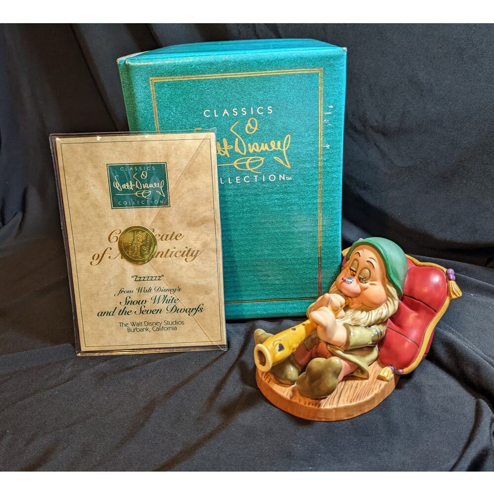 DISNEY WDCC Sleepy Zzzzzz Snow White 1995 Porcelain Figurine Original Box COA